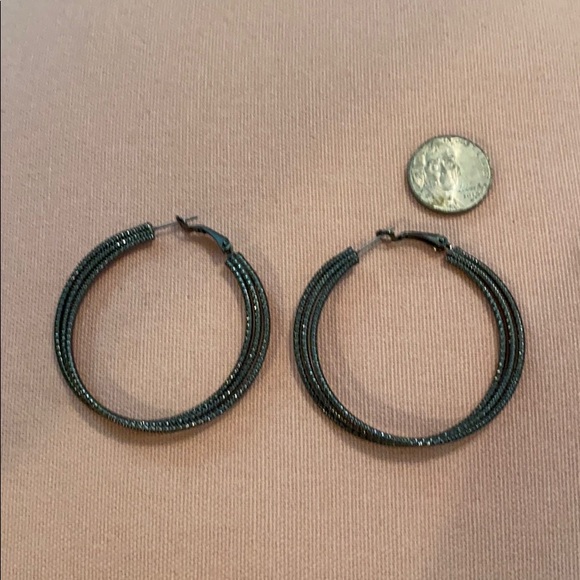 Black Twist Hoop Earrings - Picture 2 of 3